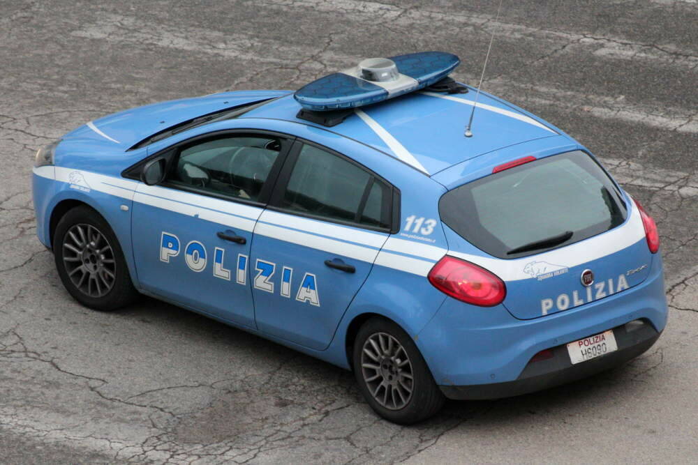 Incidente sull’A1, nell’auto l’oro degli anziani truffati: due denunce