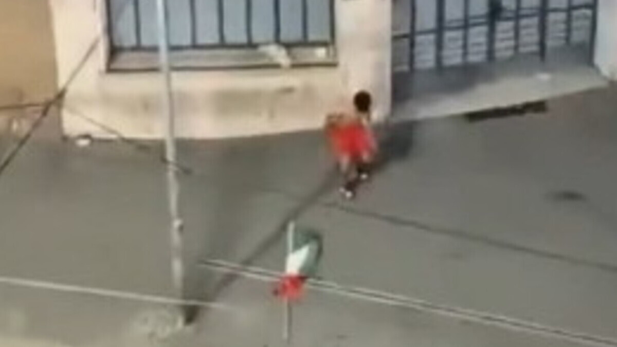 Tricolore a terra, reazione rapida: a Roma serve più che il rimpatrio