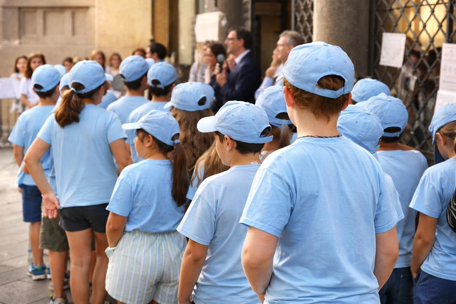 Via della Rondinella diventa pedonale: un passo verso la sicurezza dei bambini e la vita di quartiere
