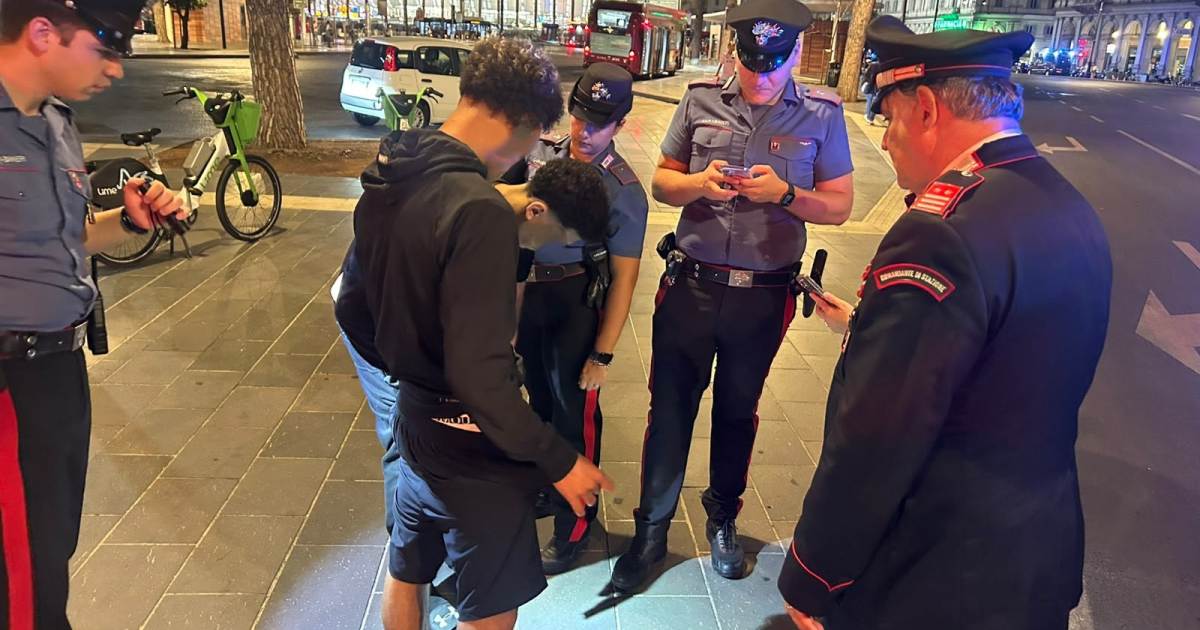 Stazione Termini: blitz dei Carabinieri, 8 arresti e 17 denunce; rimossi 7 m³ di rifiuti