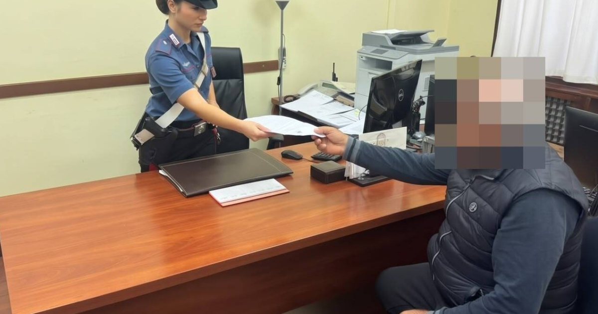 TRUFFA DEL “FINTO CARABINIERE” SVENTATA A VALMONTONE: ANZIANO SCOPRE IL RAGGIRO E SI AFFIDA AI VERI MILITARI PER ARRESTARE IL MALFATTORE