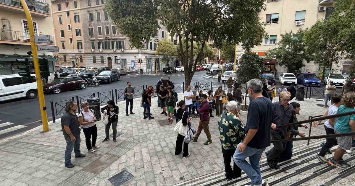 Municipio V: inaugurata una nuova piazza pedonale davanti alla scuola Carlo Pisacane