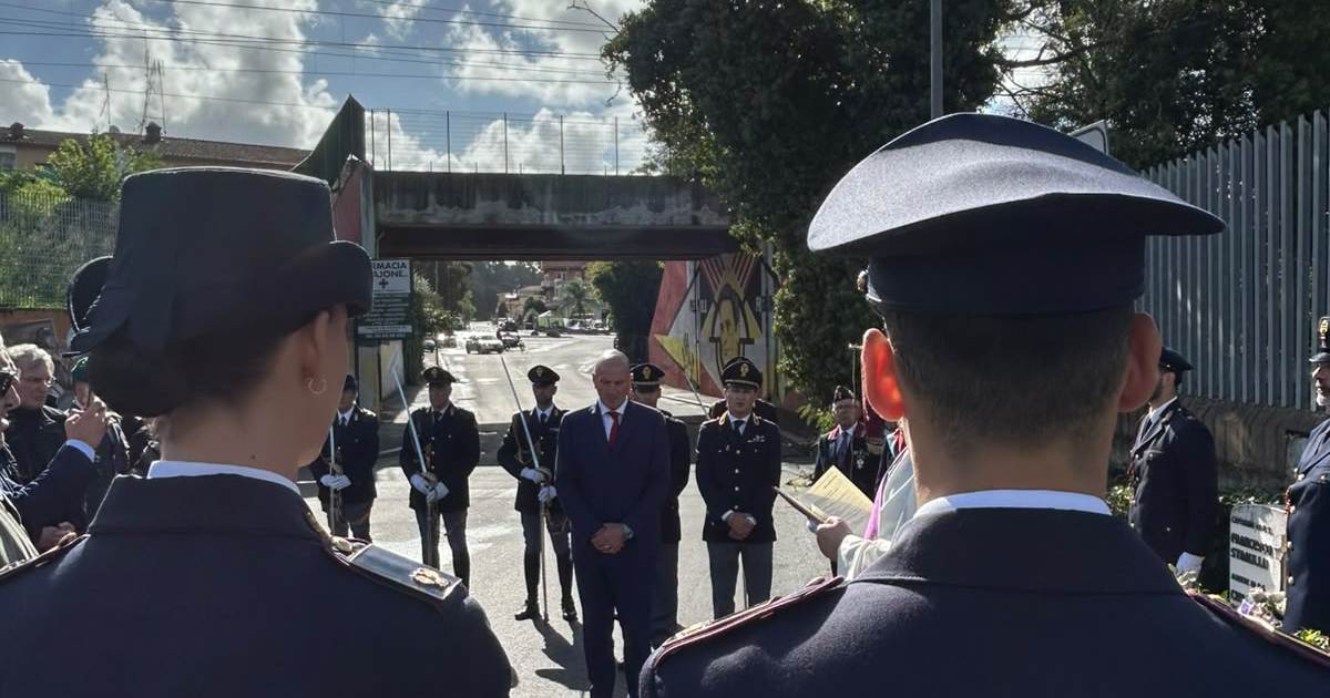 Roma, 45° anniversario dell’uccisione del Capitano di PS Francesco Straullu e della Guardia di PS Ciriaco Di Roma: corona d’alloro al luogo dell’eccidio