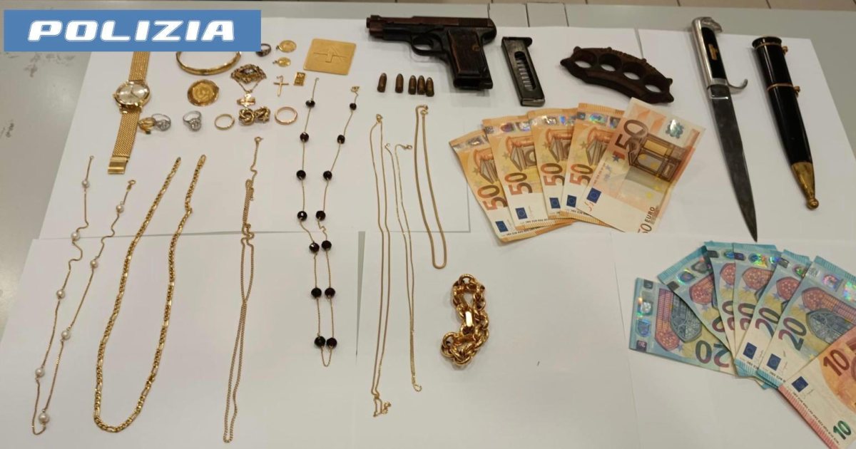 Arrestato a Roma Termini un uomo armato ritenuto responsabile di una rapina a una coppia di anziani a Novara (Video)