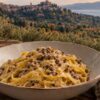 Montefiascone, il paesaggio della Tuscia nel ragù bianco delle fettuccine