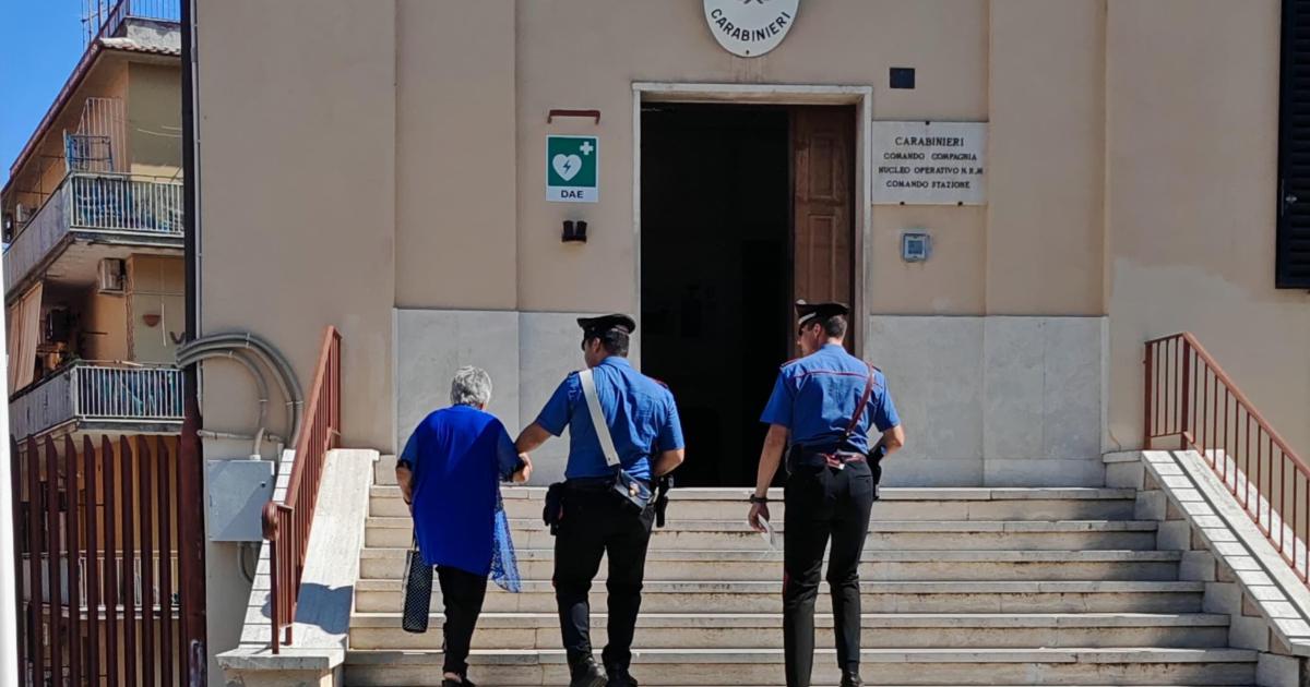 Monterotondo (RM) – 19enne arrestato per tentata truffa: si fingeva Tenente dei Carabinieri per ingannare un’anziana