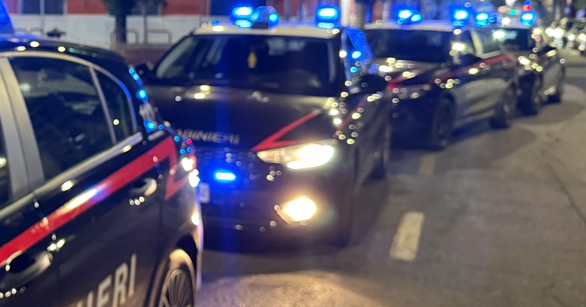 Malamovida a Piazza Annibaliano: controlli dei Carabinieri, cinque denunciati e ispezioni nei locali