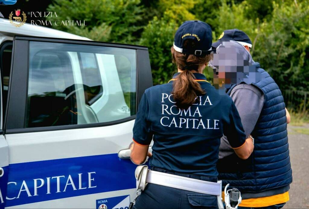 Roma, due incidenti e una vittima: sulla Cassia spunta la cocaina